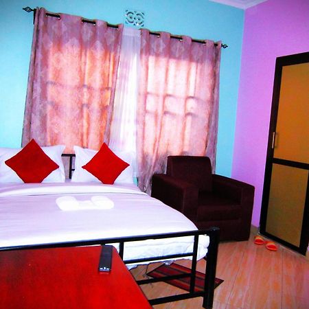 Safari Park House Bed & Breakfast Arusha Exterior photo