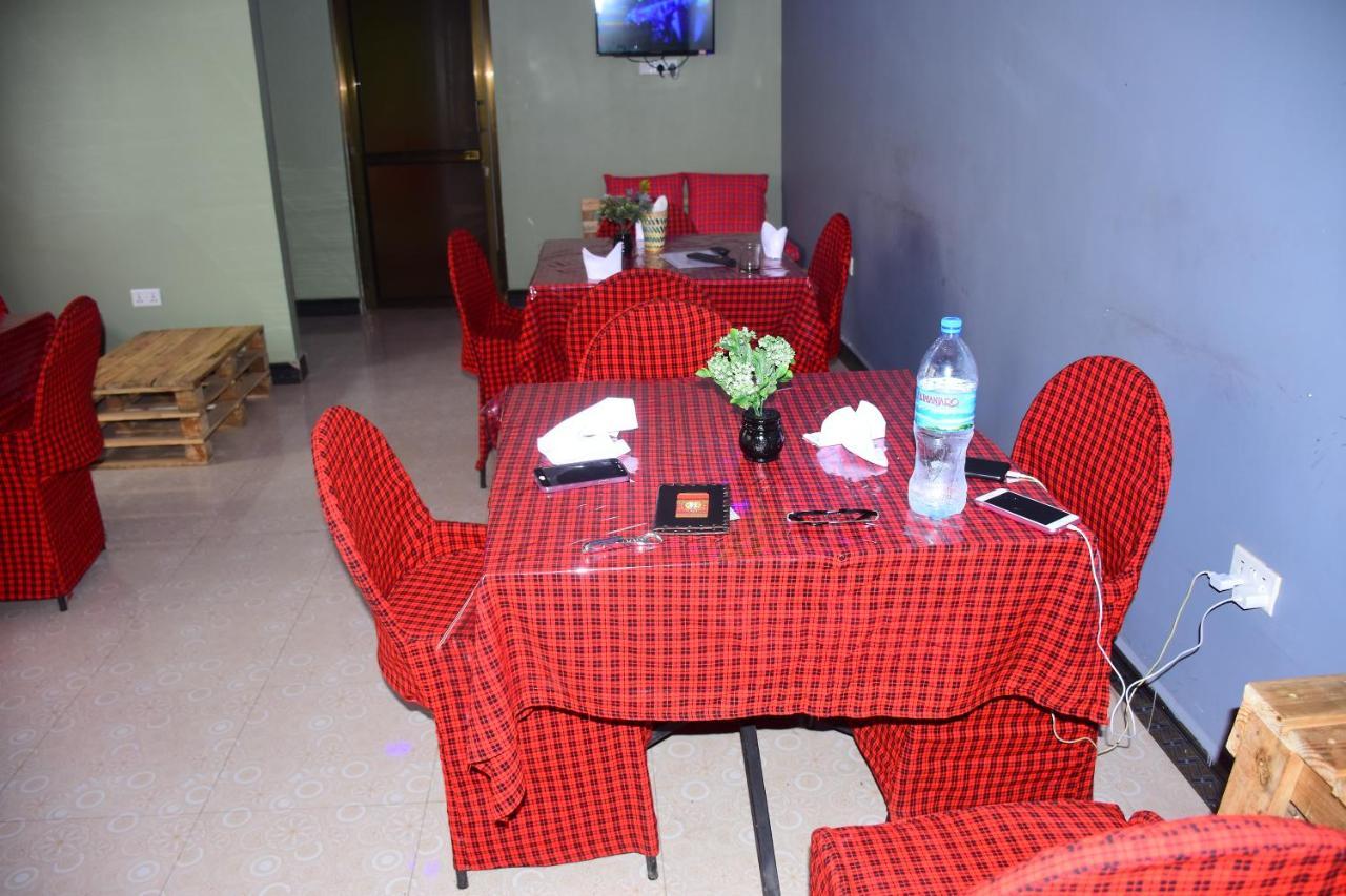 Safari Park House Bed & Breakfast Arusha Exterior photo