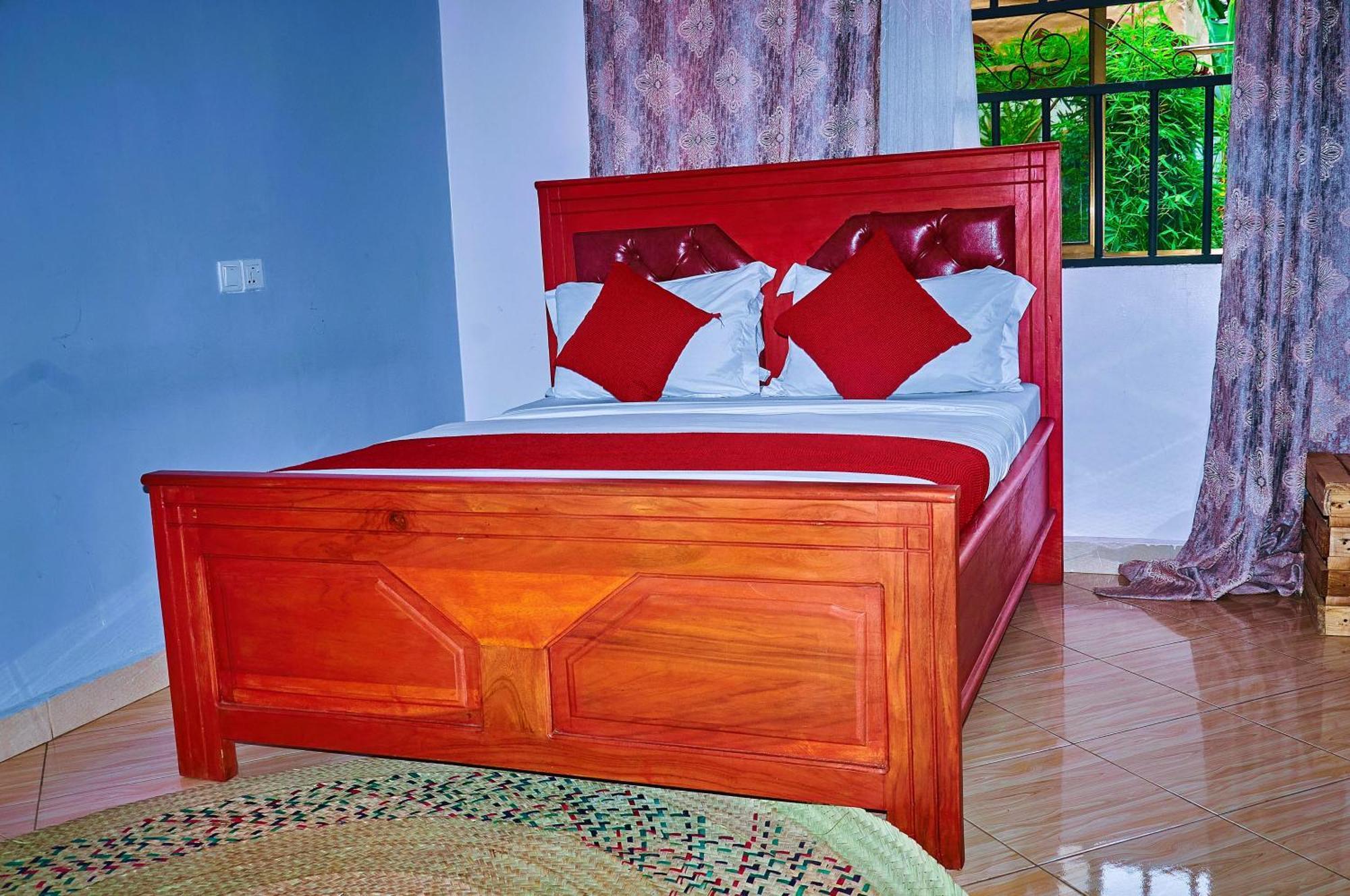 Safari Park House Bed & Breakfast Arusha Exterior photo